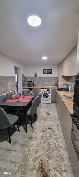 Casă cu 2 camere cu Teren 1000 Mp în Central
