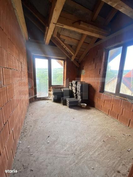Casă cu 4 camere cu Teren 1471 Mp în Budacu de Sus