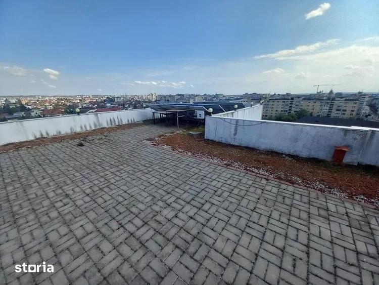 Apartament cu 4 camere în Central