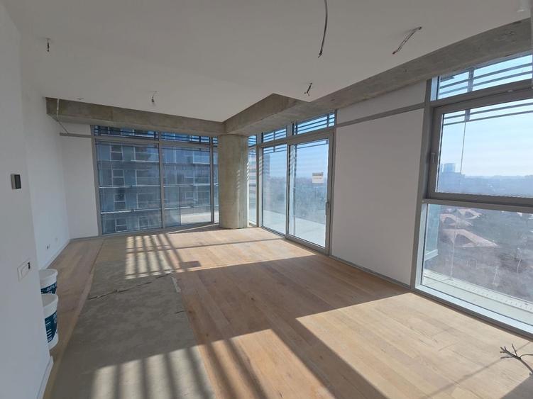 Apartament cu 3 camere decomandat în Floreasca