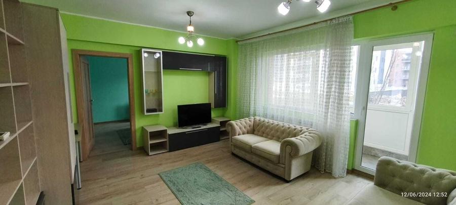 Apartament cu 3 camere semidecomandat în Tomis Plus