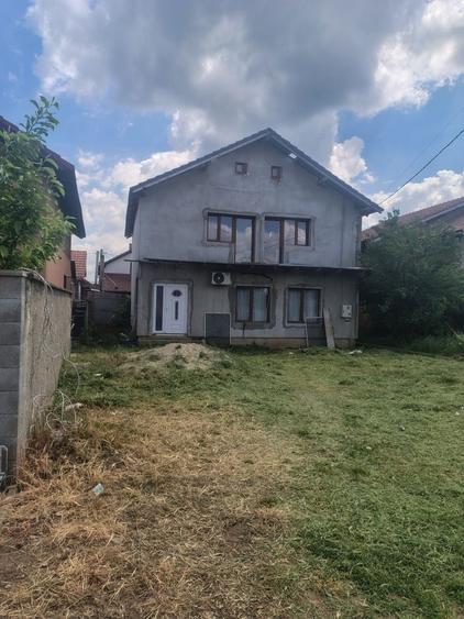 Casă cu 4 camere în Zădăreni