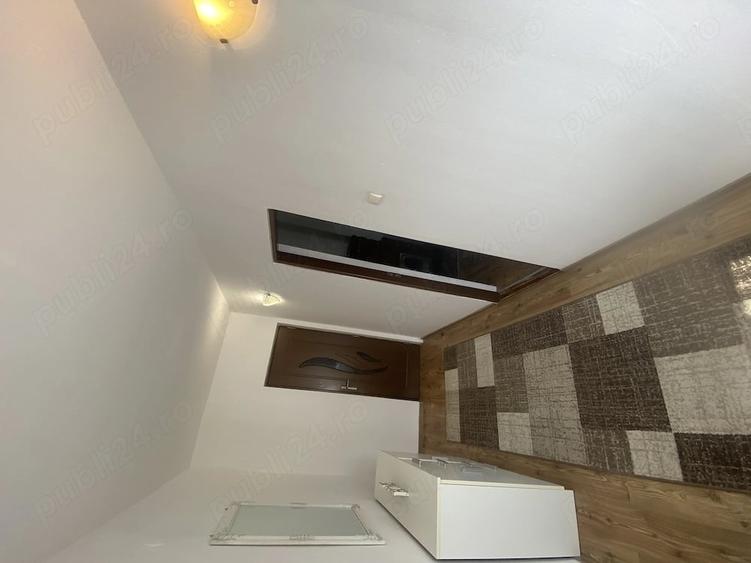 Casă cu 2 camere cu Teren 1000 Mp în Colțirea
