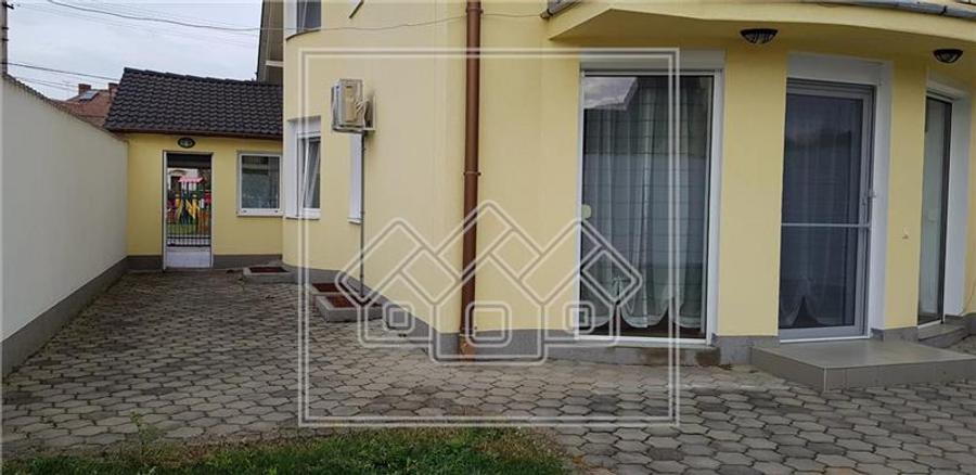 Duplex cu 4 camere cu Teren 280 Mp în Central