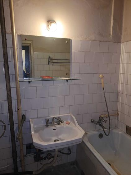 Apartament cu 2 camere nedecomandat în Sud