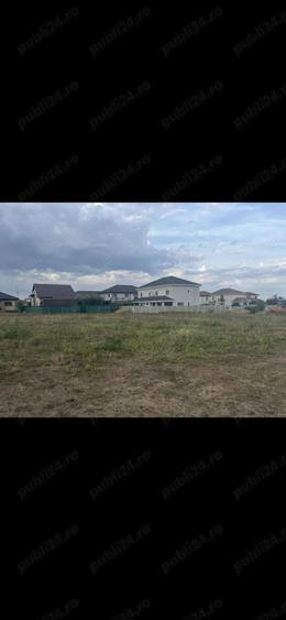Teren de 617 mp, în Dumbrăvița