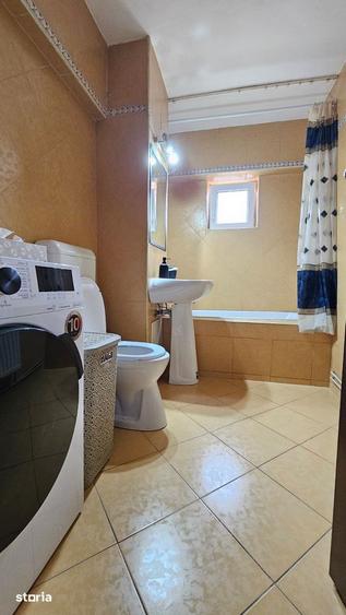 Apartament cu 2 camere decomandat, mobilat în Centrul Civic