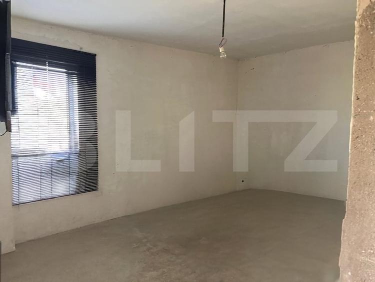 Casă individuală cu 4 camere cu Teren 595 Mp în Popoveni