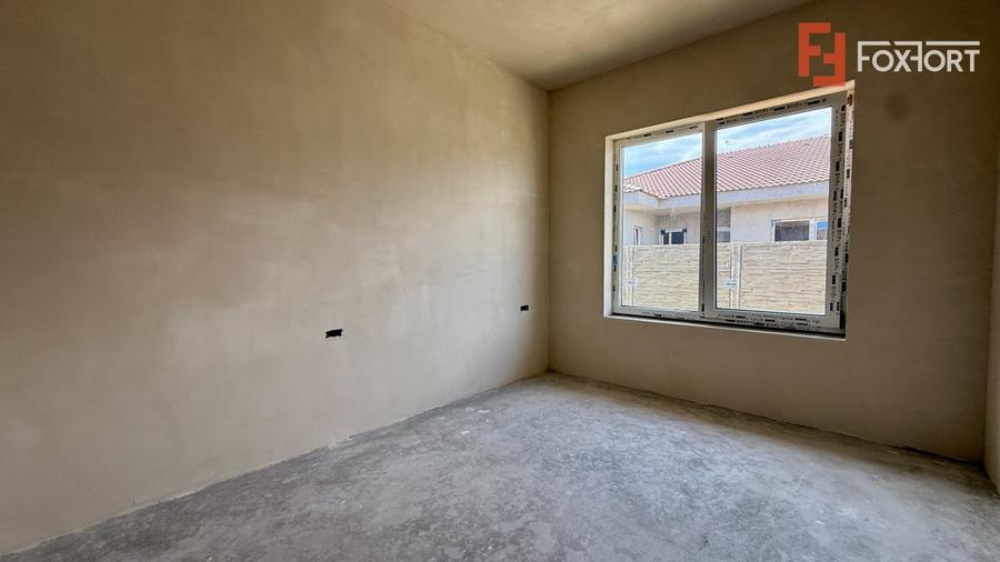 Duplex cu 3 camere cu Canalizare în Moșnița Nouă