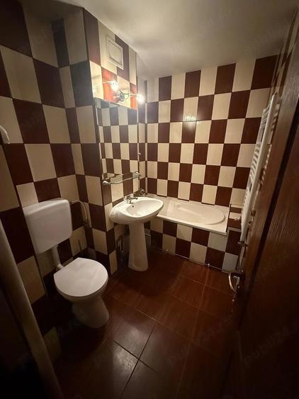 Apartament cu 2 camere semidecomandat în Olimpia-Stadion