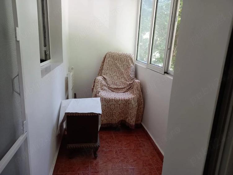 Apartament cu 2 camere decomandat în Lacul Tei