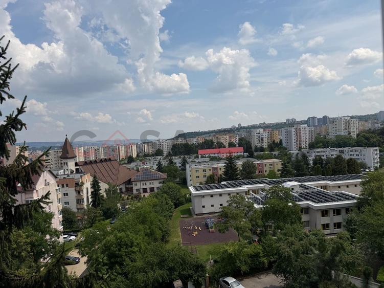 Apartament cu 3 camere decomandat, mobilat în Mănăștur