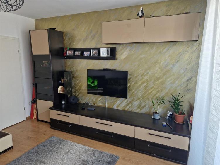 Apartament cu 3 camere decomandat în Avantgarden