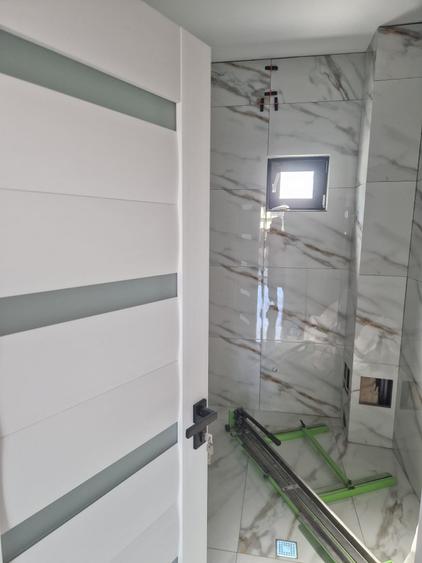 Casă cu 3 camere cu Teren 200 Mp în Lumina
