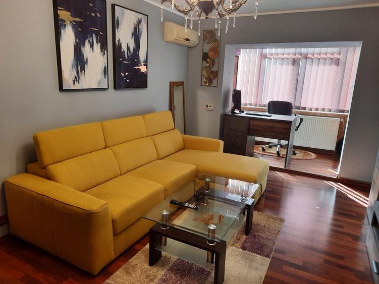 Apartament cu 2 camere decomandat în Orizont