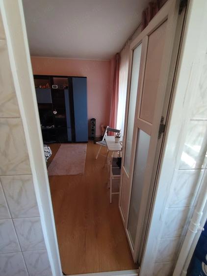 Garsonieră decomandată în 13 Septembrie