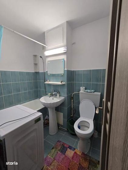 Garsoniera centru-zona Ciuperca renovata,izolata,contorizata - 4