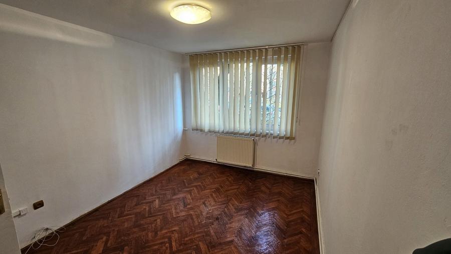 Spațiu comercial, de 70 mp, în Ultracentral