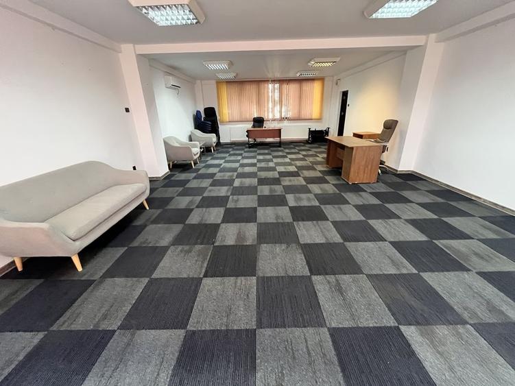 Spațiu comercial, de 65 mp, în Tătărași