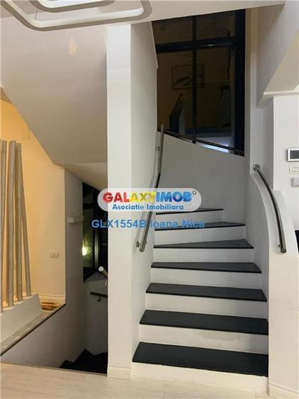 Casă cu 5 camere cu Garaj în Snagov