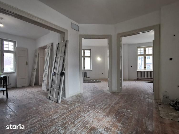 Casă cu Teren 350 Mp în Pantelimon
