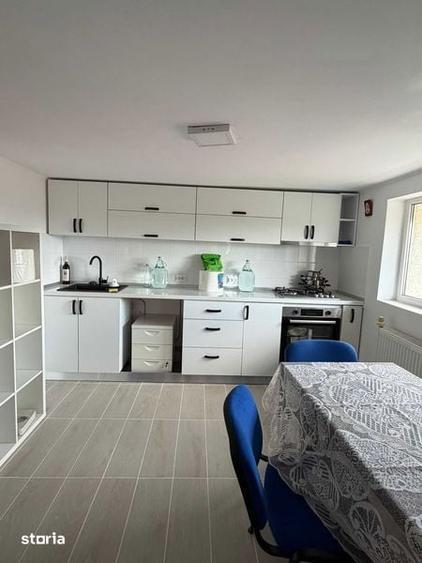 Casă cu 4 camere cu Teren 270 Mp în Central