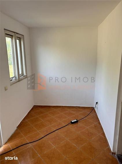Casă cu 3 camere decomandat cu Teren 1865 Mp în Poșta Câlnău