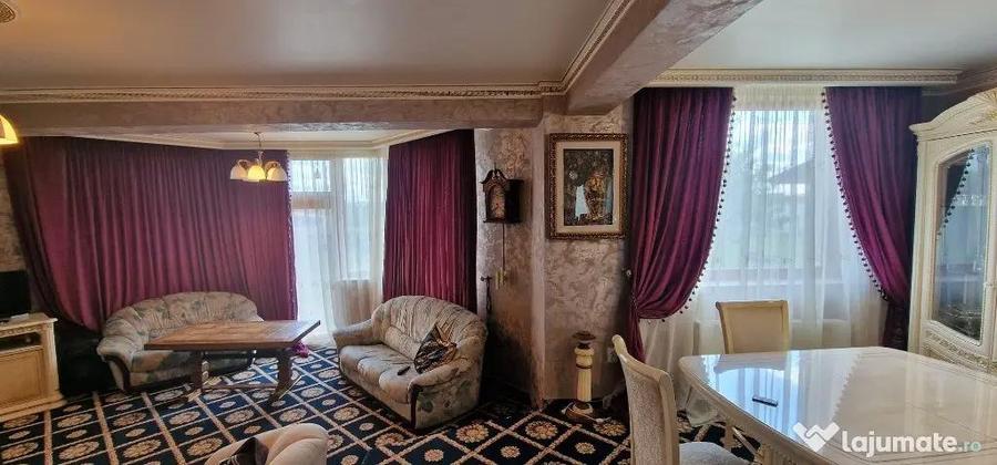 Casă cu 6 camere cu Teren 698 Mp în Sânmartin