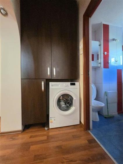 Apartament cu 2 camere decomandat în Metalurgie