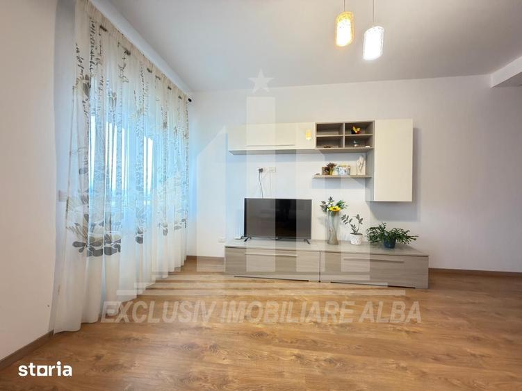 Apartament cu 3 camere decomandat în Cetate