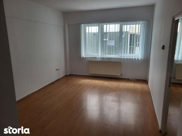 De vanzare apartament - 1