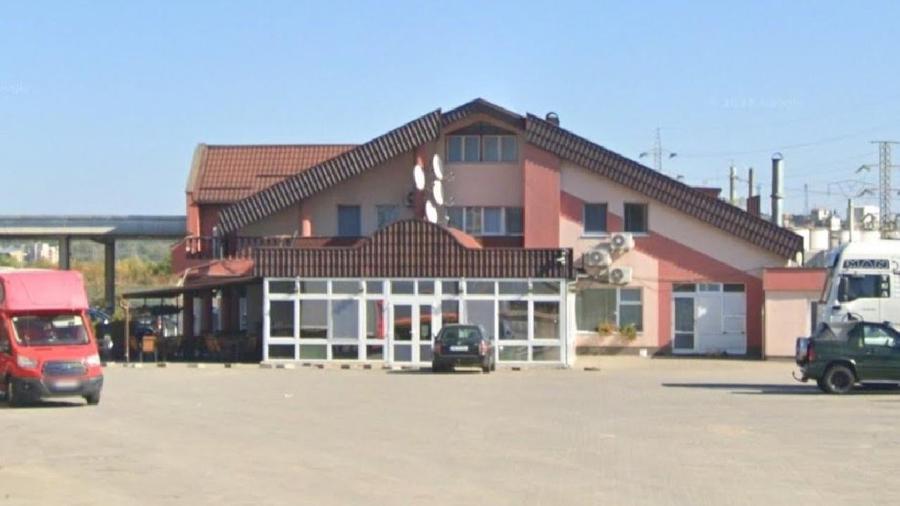 Spațiu comercial, de 805 mp, în Mihai Viteazu