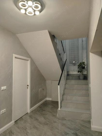 Casă cu 4 camere cu Teren 471 Mp în Central