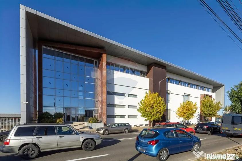 Spațiu comercial, de 830 mp, în Sud
