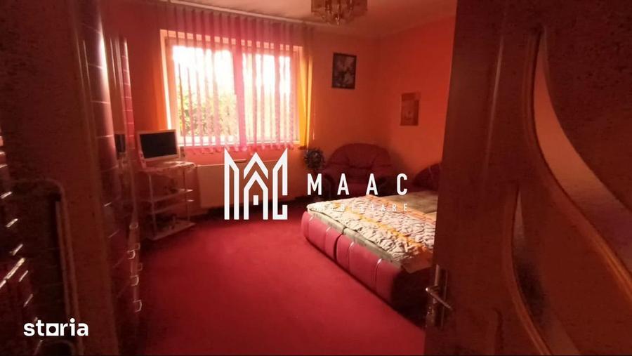 Casă cu 4 camere decomandat cu Canalizare în Ultracentral