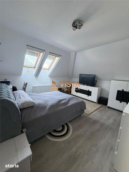 Apartament cu 4 camere, mobilat în Tractorul