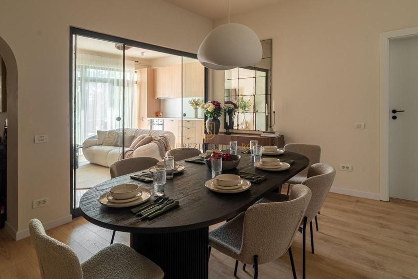 Apartament cu 5 camere decomandat, mobilat în Armeneasca
