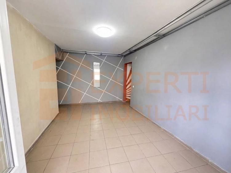 Apartament cu 3 camere semidecomandat, mobilat în Km 4-5