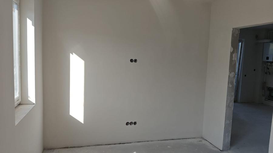 Apartament cu 3 camere semidecomandat în Apahida