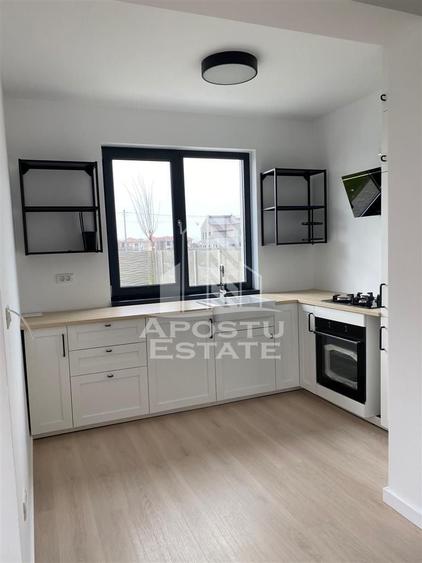 Casă individuală cu 3 camere cu Canalizare în Dumbrăvița