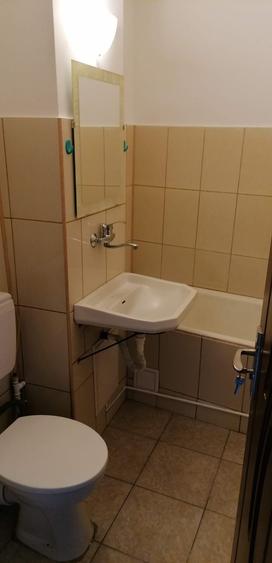 Garsonieră decomandată în Tudor