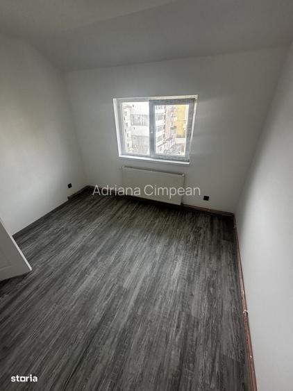Apartament cu 3 camere de vanzare, 48 mp, Dealul Florilor