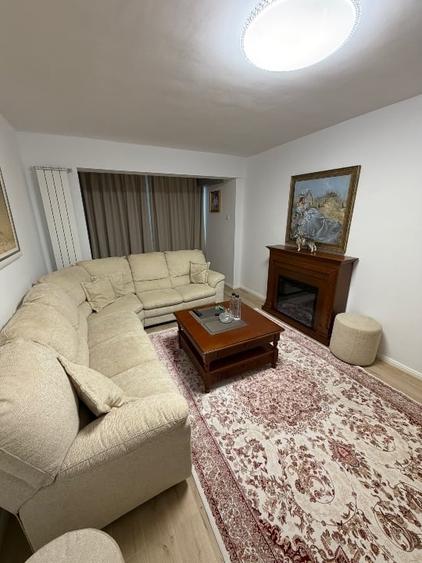 Apartament cu 3 camere, mobilat în Drumul Taberei