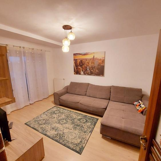 Apartament cu 2 camere decomandat în Giulești
