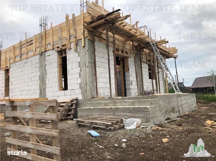 Casă cu 4 camere în Postăvari