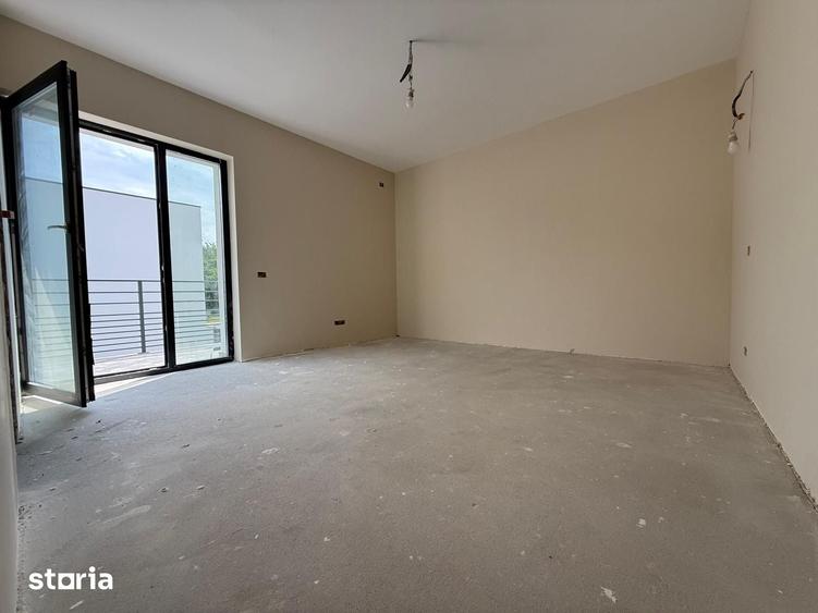 Casă cu 4 camere cu Teren 419 Mp în Corbeanca