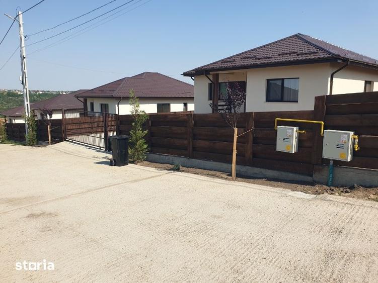 Casă cu 4 camere cu Teren 480 Mp în Valea Lupului