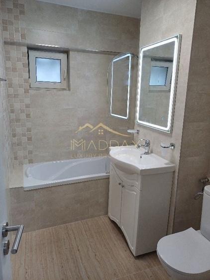Apartament cu 4 camere decomandat în Dorobanți