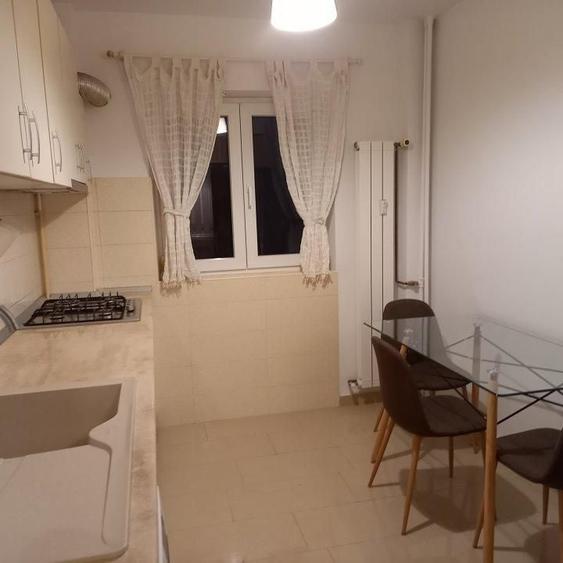 Apartament cu 2 camere decomandat, mobilat în Iancului