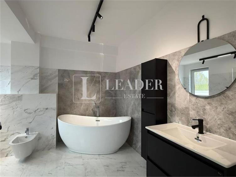 Apartament cu 4 camere decomandat în Iancu Nicolae